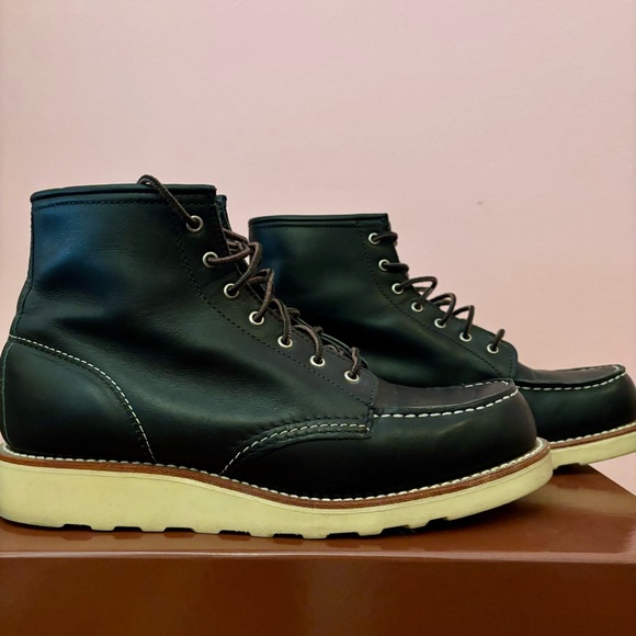 Red Wing Shoes Women’s 6 Inch Classic Moc - Picture 7 of 8